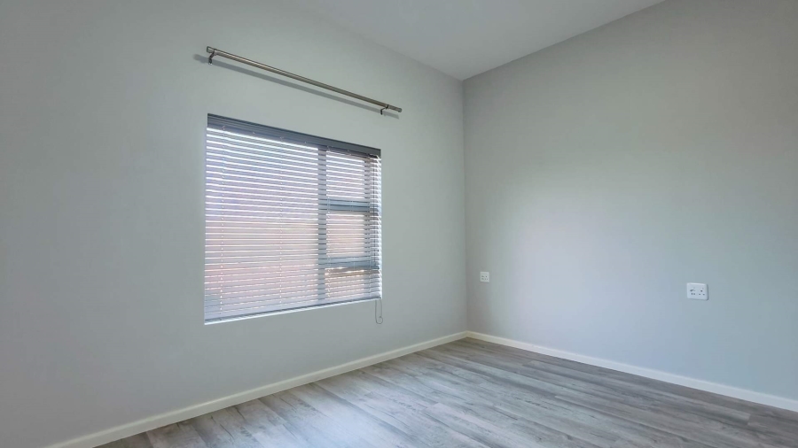 To Let 3 Bedroom Property for Rent in Island View Western Cape